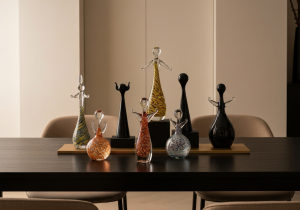 Glasfiguren für Tisch